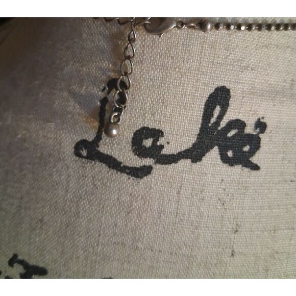 Elegant Orange Teardrop Pendant Necklace - Picture 5 of 7